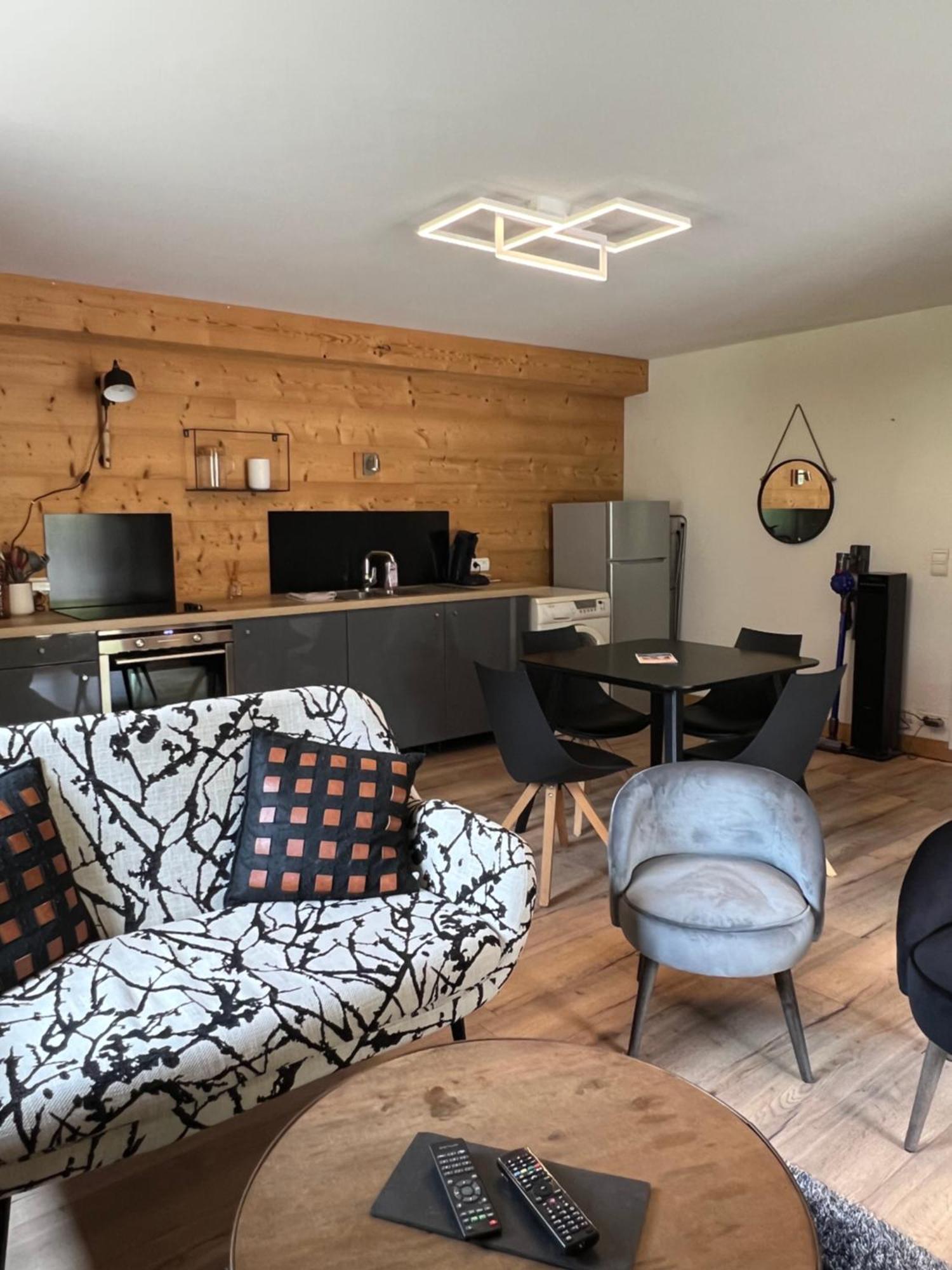 Neuf Chalet 4P Le Suet Jacuzzi Privatif Entremont Екстериор снимка